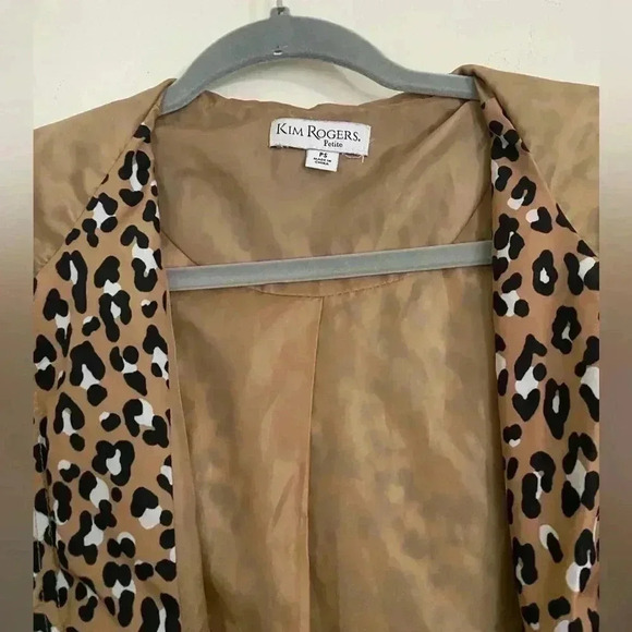 Kim Rogers Animal Print jacket - Picture 2 of 3